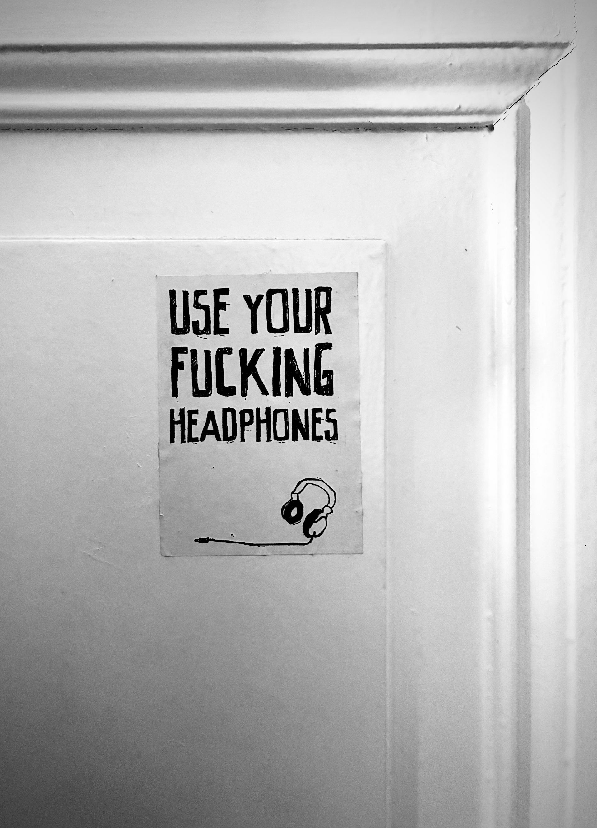 Über das Aushaltenkönnen von Stille. Zum karfreitäglichen Tanzverbot